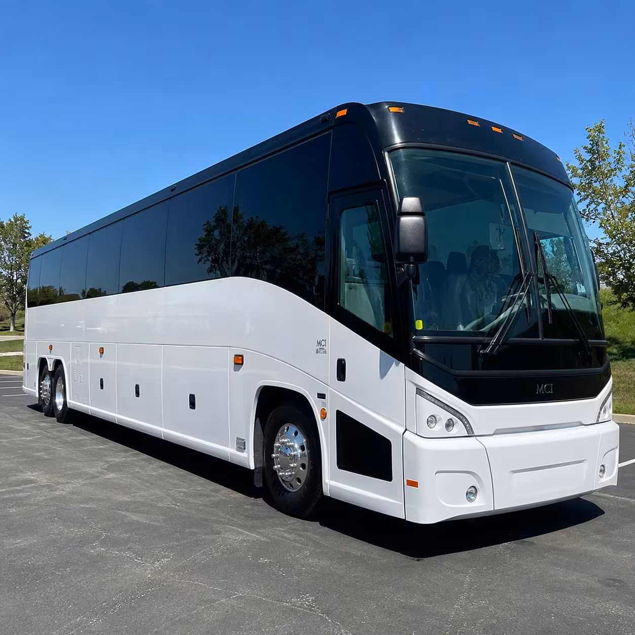 instant online pricing for lansing airport transportation