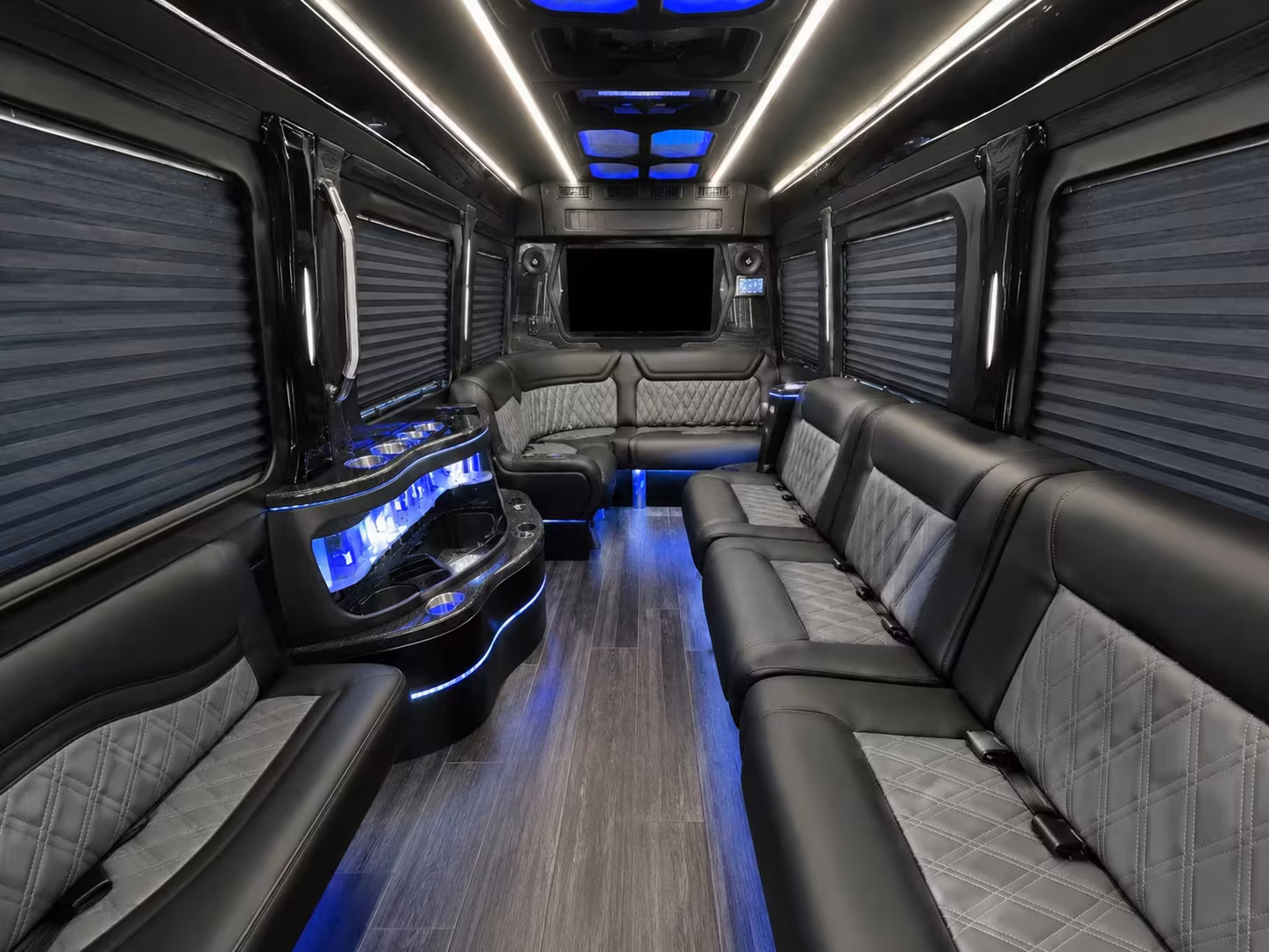 lansing airport transfer bus rentals for lan dtw and grr