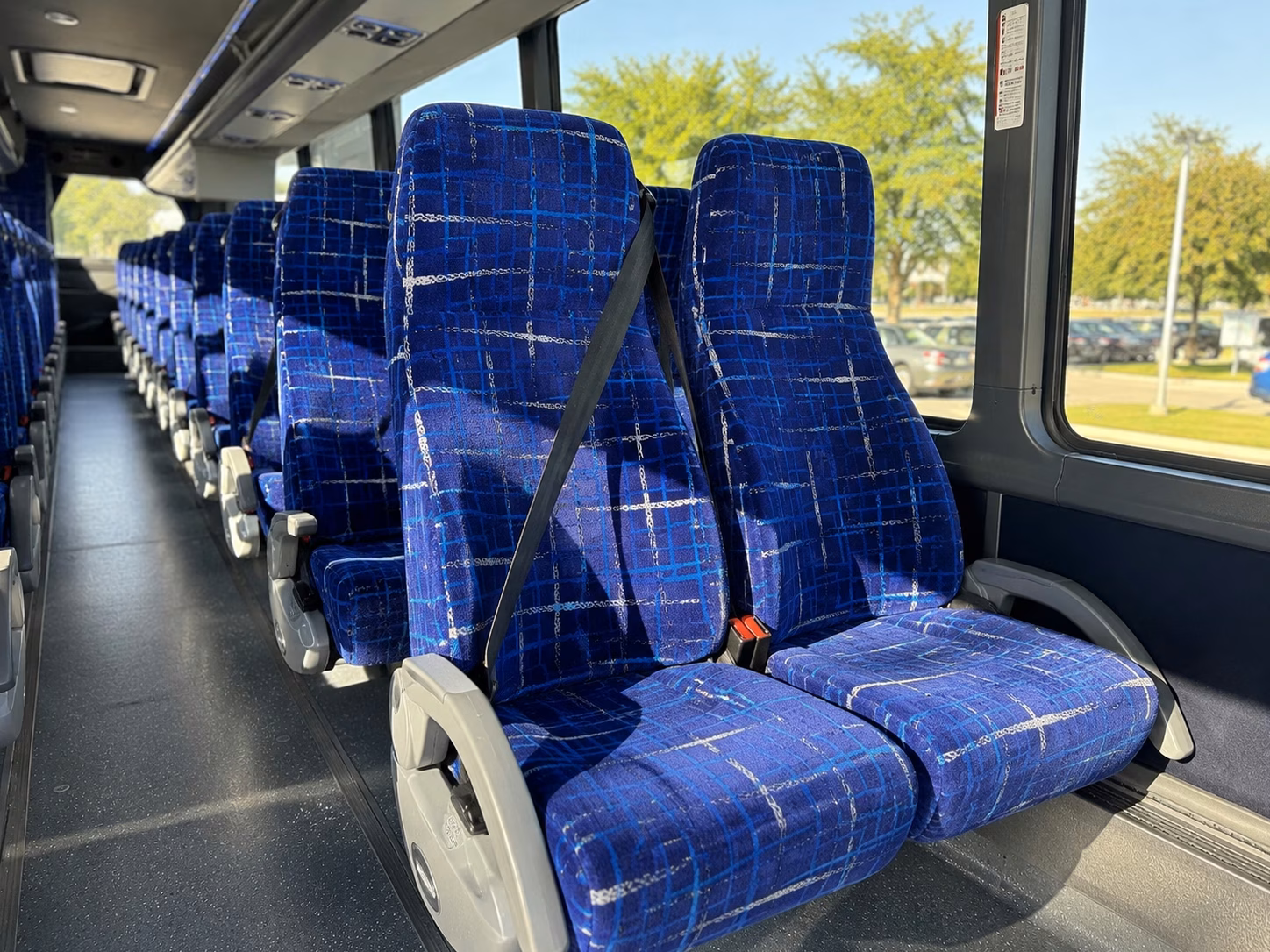 lansing wedding bus rentals for airport pickups and weekend events