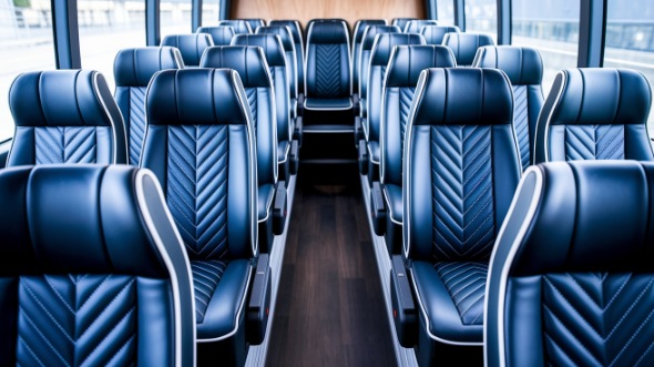 lansing 35 passenger minibus rental
